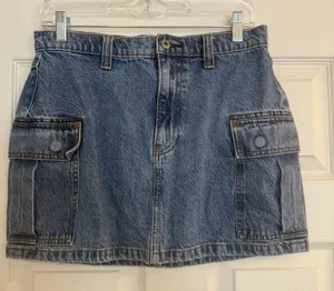 Abercrombie & Fitch High Rise‎ Mini Skirt Size 28 / 6 Denim Side Pockets 90s EUC thumbnail 1