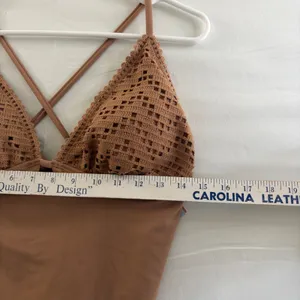 Shade & Shore‎ Women Brown Crochet High Leg Cheeky One Piece Swimsuit Large NEW thumbnail 4