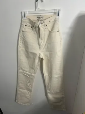 Abercrombie Cream Ankle Straight Ultra High-Rise Jeans thumbnail 8