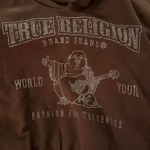 True Religion Crystal Cropped Pullover Hoodie Chicory Coffee XL thumbnail 3