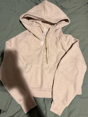 Lululemon scuba thumbnail 1