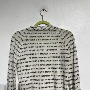 Free People Movement White High Jump Printed Logo Long Sleeve Sz S thumbnail 8