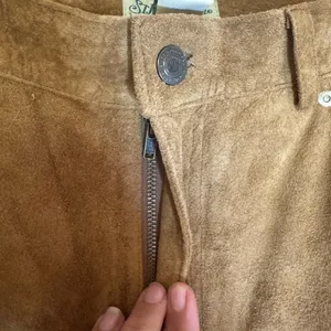 St. John's Bay Washable Suede Leather Pants Brown‎ High Rise Vintage Womens 16 thumbnail 2