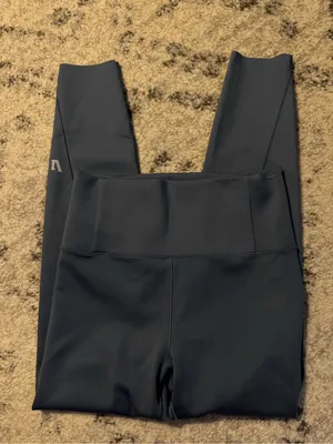 Vuori Evolve High-Rise 7/8 Leggings thumbnail 3