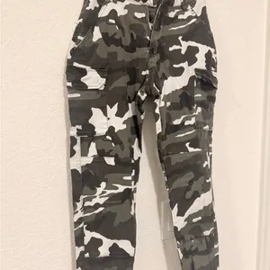 Camouflage Cargo Pants White thumbnail 3