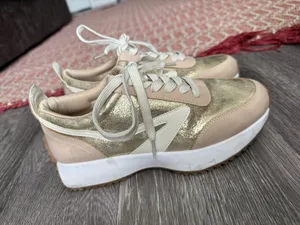 Project Cloud Shoes Gold Size 7.5 thumbnail 4
