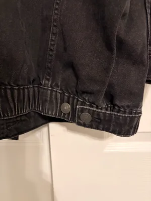 American Eagle Oversized Denim Boyfriend Jacket thumbnail 5