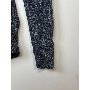 Lululemon Swiftly Tech Long Sleeve Women Size 6 Black White Static Athletic Top thumbnail 9
