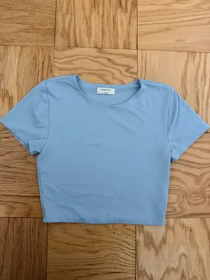 Aritzia Babaton Contour Crew Cropped T-Shirt thumbnail 2