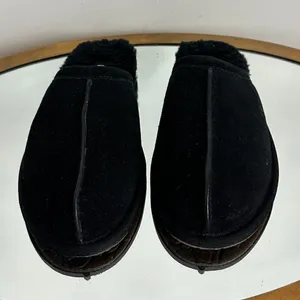 UGG Scuff Slipper in Black Size US 5 (Women) thumbnail 3