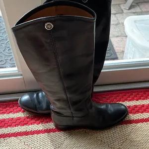 Frye black boots thumbnail 2