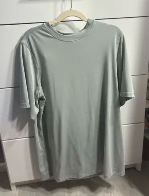 Lululemon Boyfriend Shirt thumbnail 1