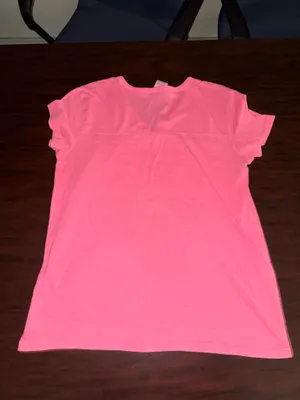 PINK Victoria’s Secret V-Neck Short Sleeve Pink Tee Size Medium thumbnail 3