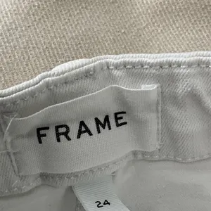 Frame Denim Women's Flare White Jeans thumbnail 2