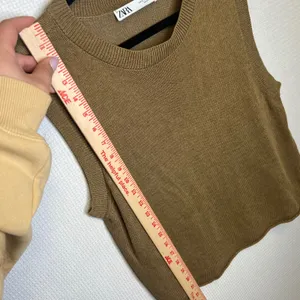 Zara Womens Brown Knit Crew Neck Sleeveless Sweater Vest Small thumbnail 4
