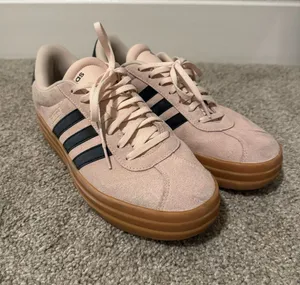 Adidas Sneaker Women’s thumbnail 1