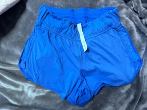 Lululemon High-Rise Strides Ahead Shorts 4" thumbnail 1