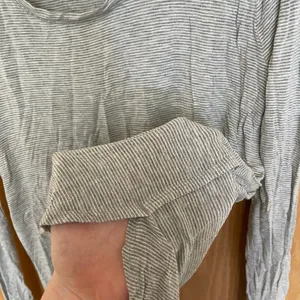 Long Sleeve thumbnail 4
