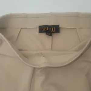 Truth by Republic Beige Pull-On Flare Stretch Knit Lounge Pants Women’s Size M thumbnail 6