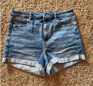 American Eagle Curvy Hi-Rise Shortie denim shorts thumbnail 1