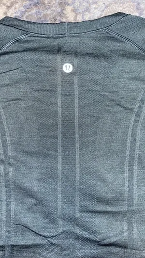 Lululemon Swiftly Tech Long Sleeve thumbnail 2