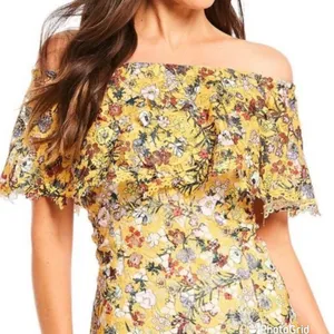 ALEX MARIE Off The Shoulder Yellow Lace Midi Dress Size 6 Wedding Guest Cottage‎ thumbnail 4