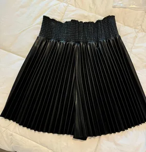 A.L.C. Black Leather Shorts thumbnail 1