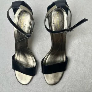 Kate Spade Classic Black and Gold Strappy Heels Size 8 thumbnail 7