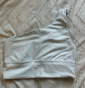 Lululemon Sports Bra thumbnail 1