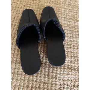 Timberland Women’s Black Leather Slip On Mules Size 7.5 Comfort Shoes thumbnail 3