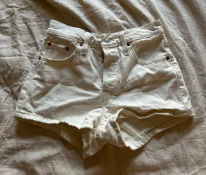 Levi's 501 Shorts thumbnail 1
