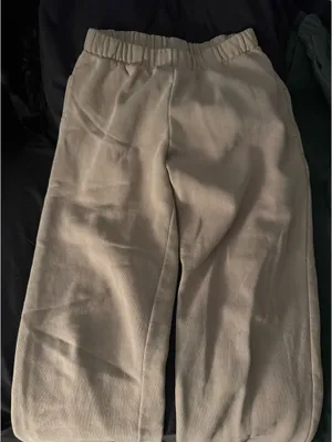Brandy Melville Sweatpants thumbnail 2