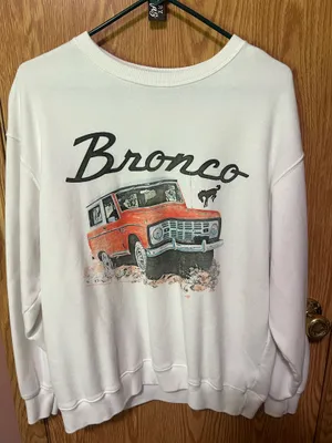 Hollister Crewneck Sweater thumbnail 1
