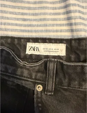 ZARA High-Rise Curved Shorts thumbnail 2