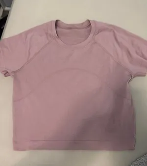 Swiftly Lululemon Tech Short Sleeve thumbnail 1