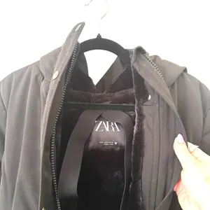ZARA Long Puffer Winter Parka Hooded Black‎ Small thumbnail 6