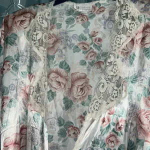 Vintage California Dynasty Long Kimono Robe Womens M Cream Floral thumbnail 2