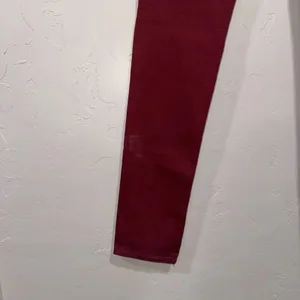 NEW GJG Denin Maroon Skinny Jeans Size 5 thumbnail 6