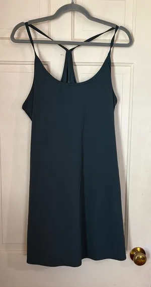 Quince Womens Size XL Ultra-Form Active Lined Forest Green Dress Built In Shorts thumbnail 1