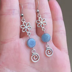 Handmade retro vintage fairy boho funky hippie style spiral flower dangle earrings🌀🌱 thumbnail 5