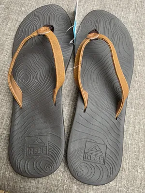 NEW Reef Zen Love Flip-Flop Sandal Tobacco 10 thumbnail 4