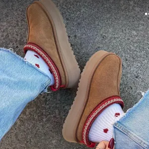 Ugg Tazz Platform Slippers thumbnail 1