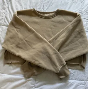 Tan Cropped Sweatshirt Size M thumbnail 1