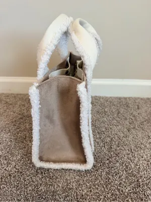 NWT Lululemon Boxy Mini Tote Bag 4.5L *Faux Shearling Trims ivory thumbnail 6