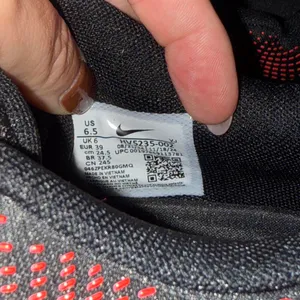 Nike Air Max Dn Casual Shoes thumbnail 6