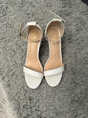 Elegant White Ankle-Strap Block Heels for Women thumbnail 2