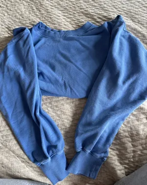 Old Navy Crewneck thumbnail 1