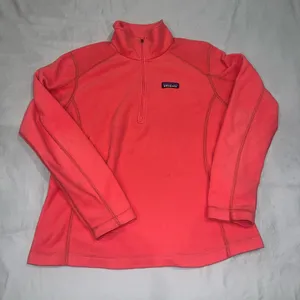 Patagonia Women's‎ Micro D® 1/4-Zip Pullover
Size M thumbnail 1