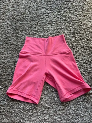 Aritzia Biker Shorts thumbnail 2