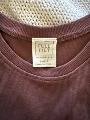 Tank Top Full Tilt thumbnail 2